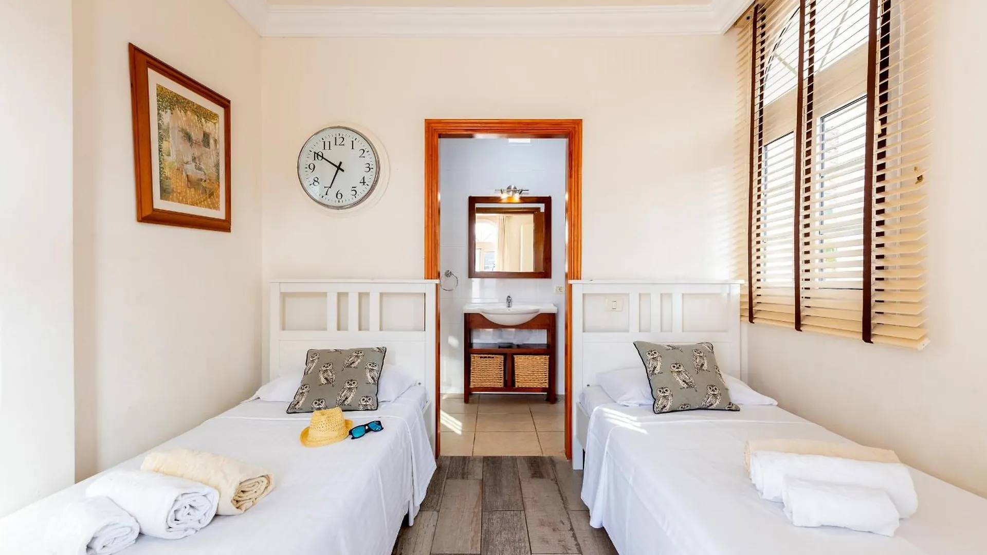 Villa Ocean Palm, Heated Pool! Costa Adeje  Spain