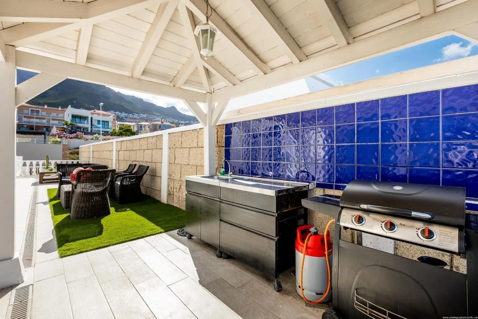 Villa Ocean Palm, Heated Pool! Costa Adeje  Spain