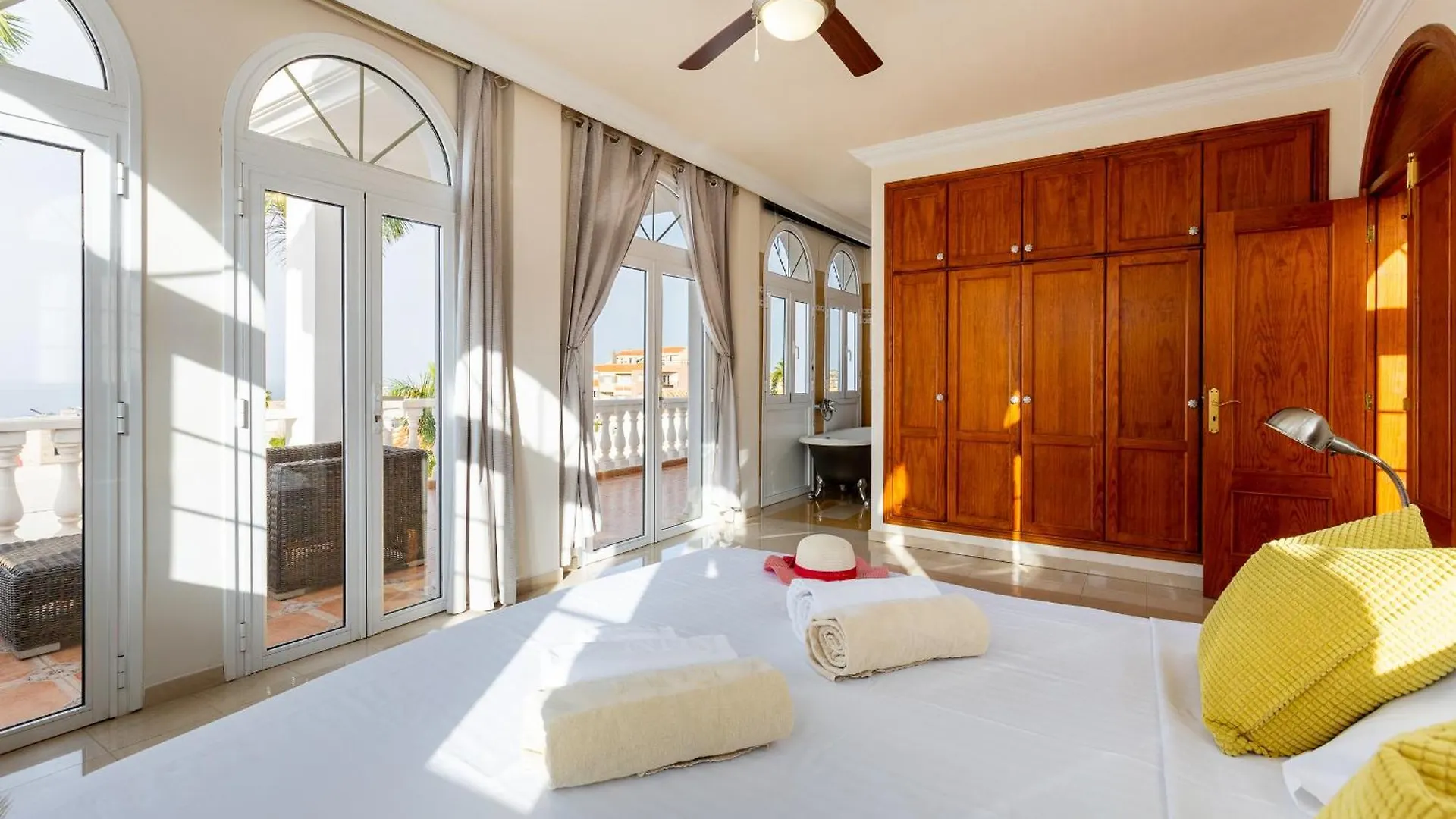 Villa Ocean Palm, Heated Pool! Costa Adeje  0*, Costa Adeje (Tenerife) Spanien