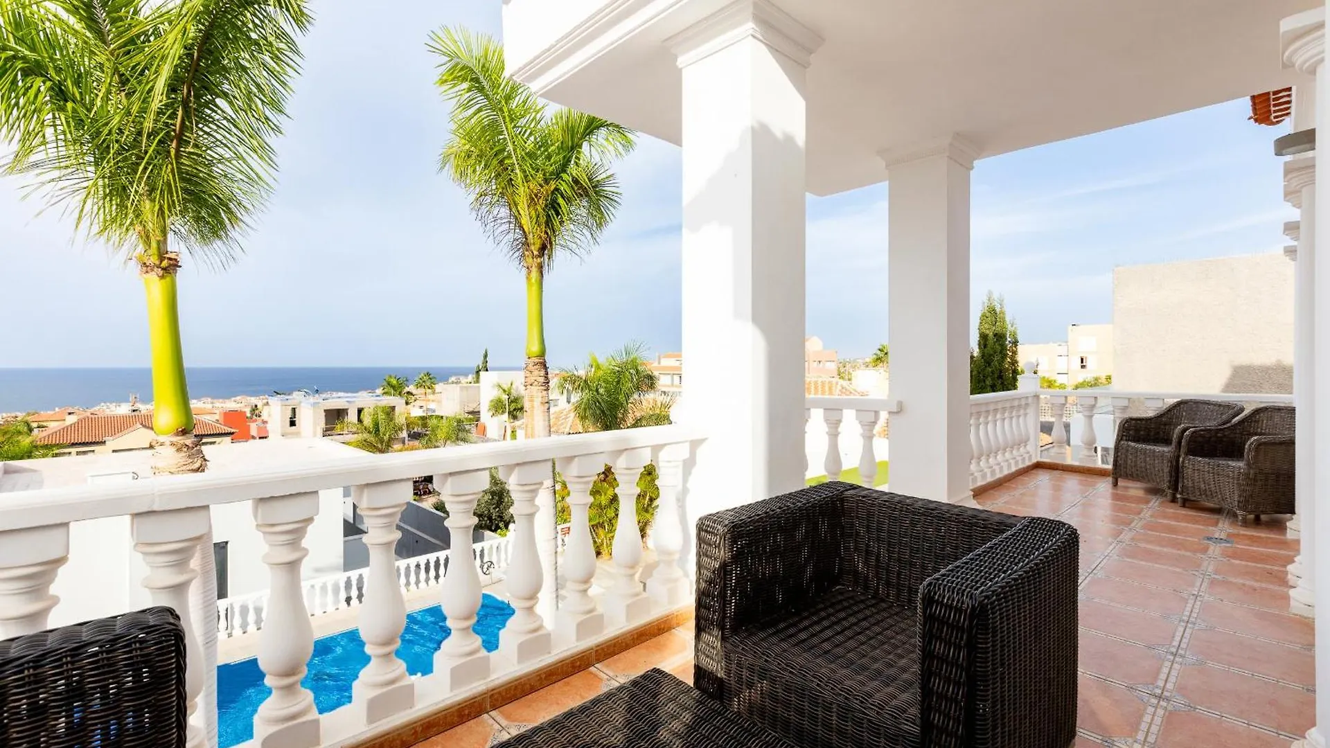 Villa Ocean Palm, Heated Pool! Costa Adeje  Spanien